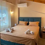 Chara's House דירה קאבאלה