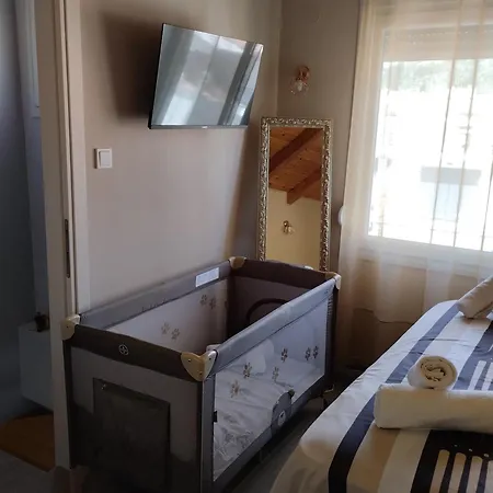 アパート Chara's House カヴァラ