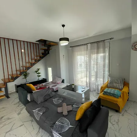 Chara's House アパート *