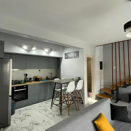 Chara's House * كافالا