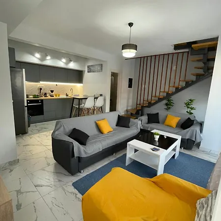 Chara's House شقة