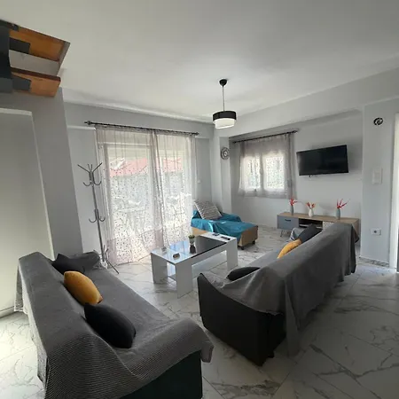 Chara's House Апартаменты